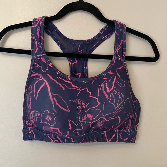 ๐ Avia Sports Bra - Large - Picture 1 of 5